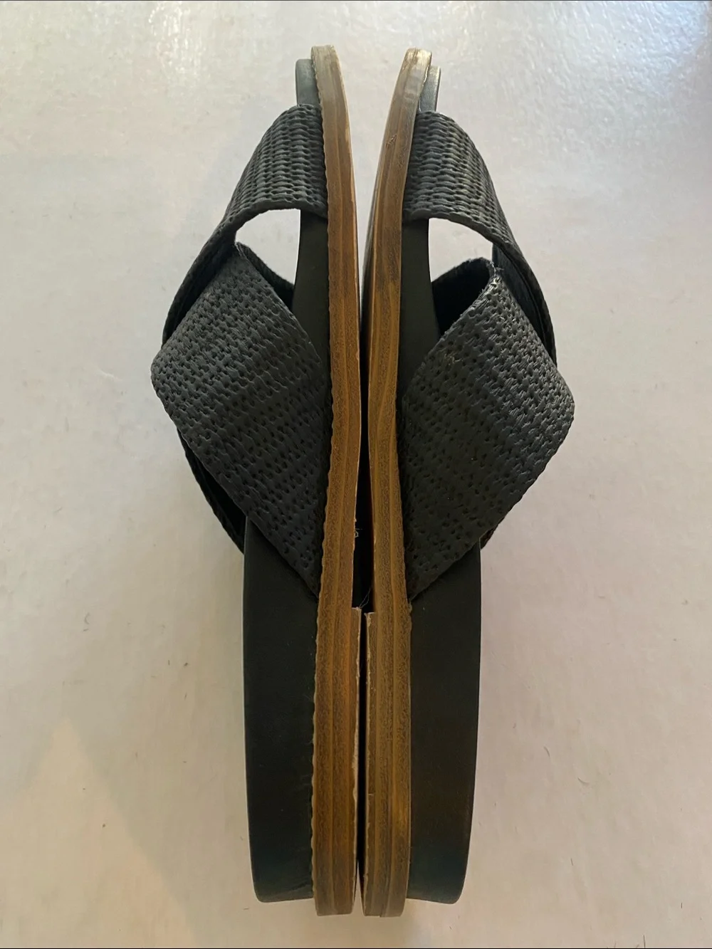 Joie Black Crisscross Slide Sandals Textured Straps Women’s Size 10